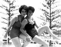 1962: Hinda Schultz and Lizzie Schneider